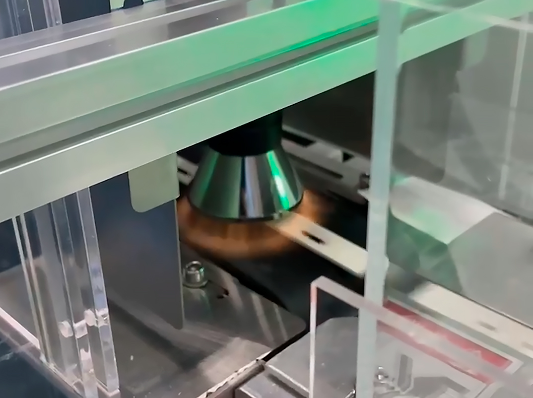 等離子表面處理提升親水性來清潔用于血糖檢測的PET鍍金電極